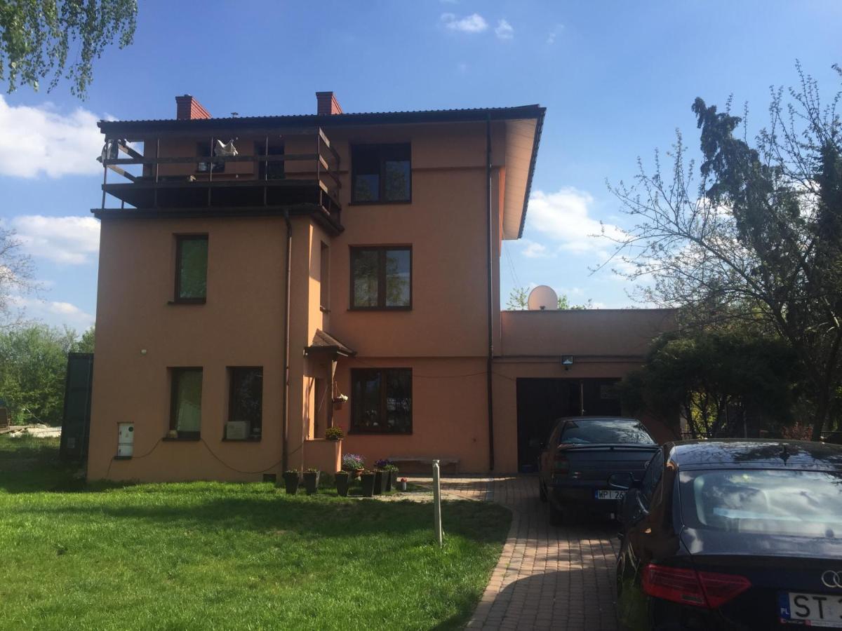 samodzielny pokój w wygodnym domu z parkingiem Piaseczno (Masovia) Exterior foto